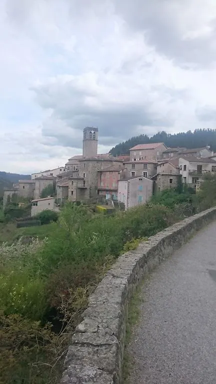 Les Chataignes D'Ardeche Apartment Antraigues France